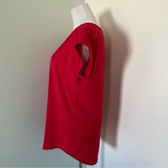 Express Women’s Short Sleeved Criss Cross Neck Red Blouse Size M - Picture 5 of 9